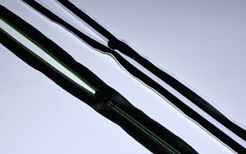 normal-reflective-zippers