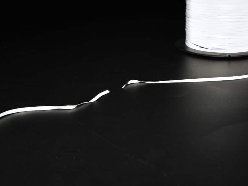 reflective-yarn-breakage