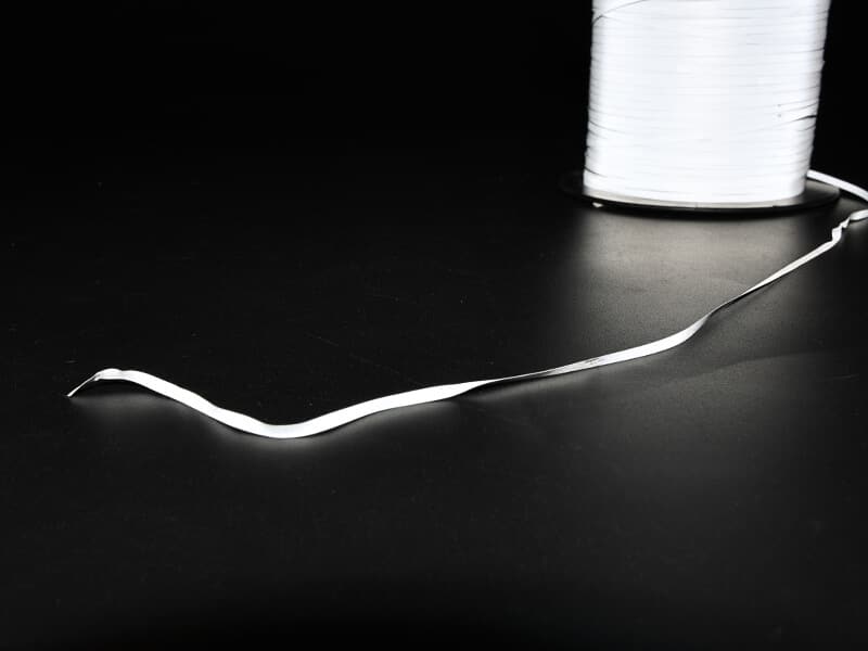 reflective-yarn-twisting