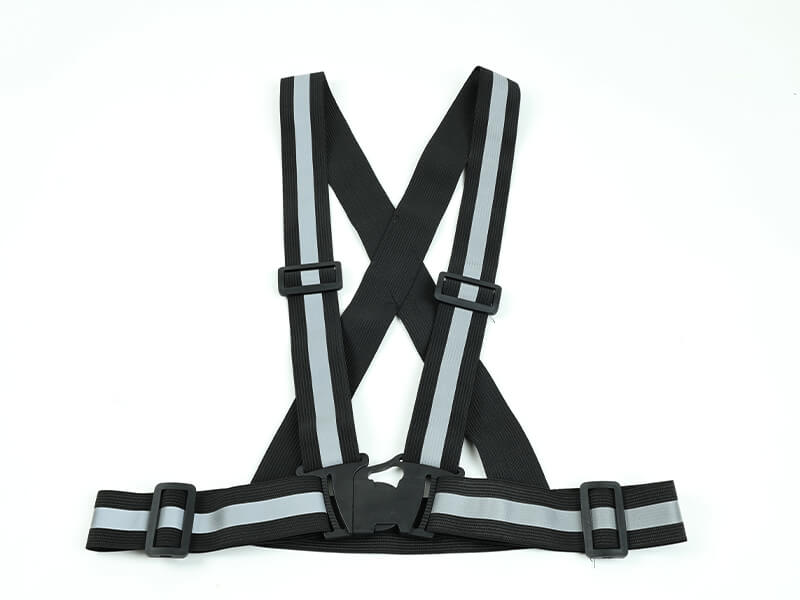 светоотражающий пояс для бега черный