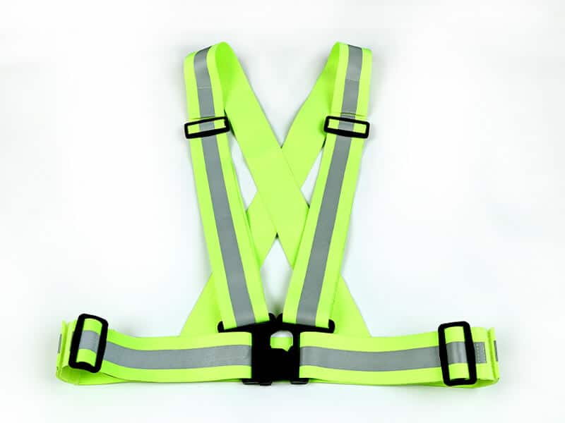 adjustable-reflective-vest-gear-1