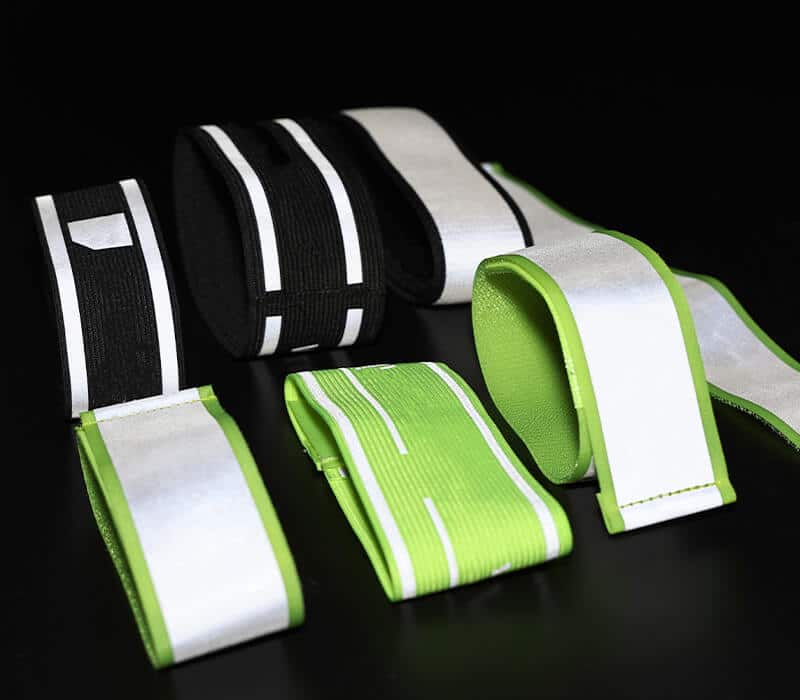 нарукавная повязка с индивидуальным светоотражающим покрытием