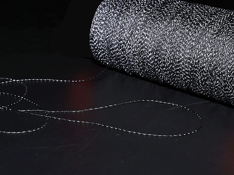 reflective-knitting-black-thread