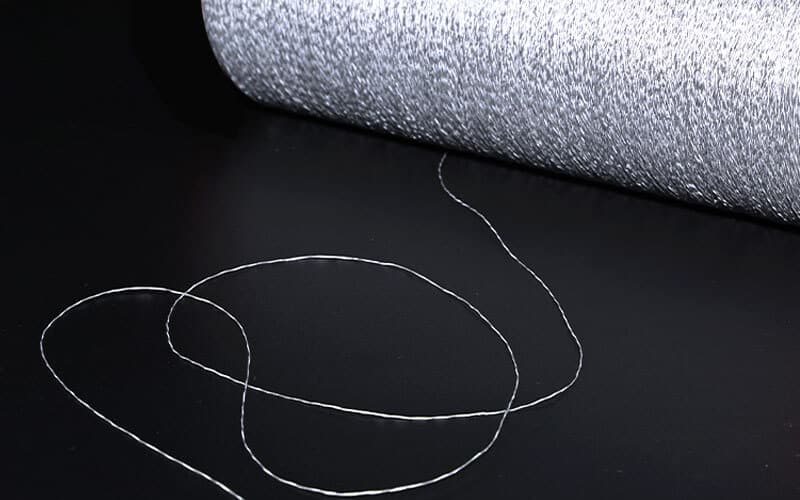 white-reflective-knitting-thread